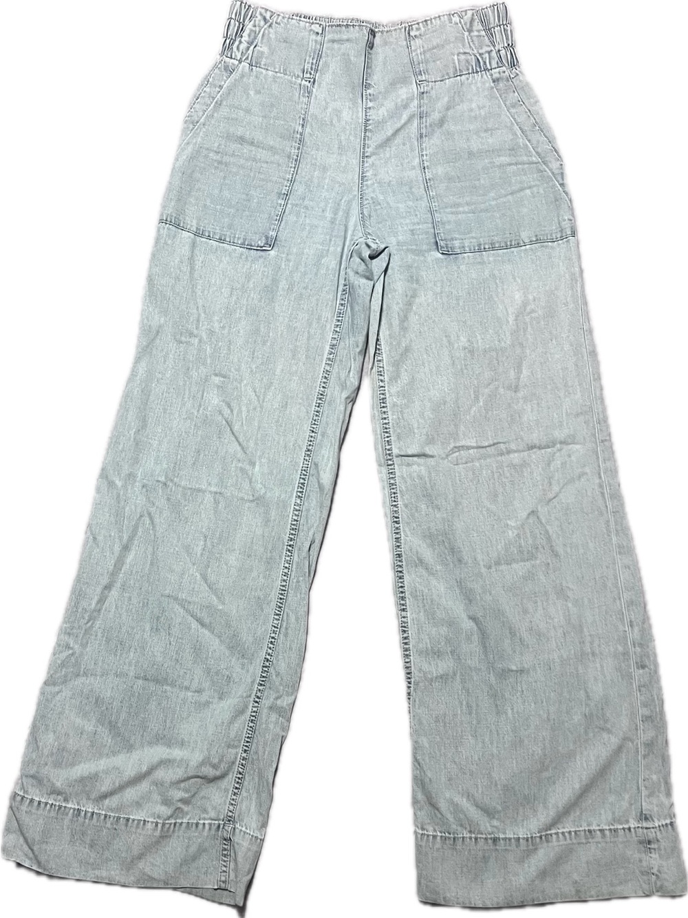 Free people pull on jeans size xs fits more like a small 4-6